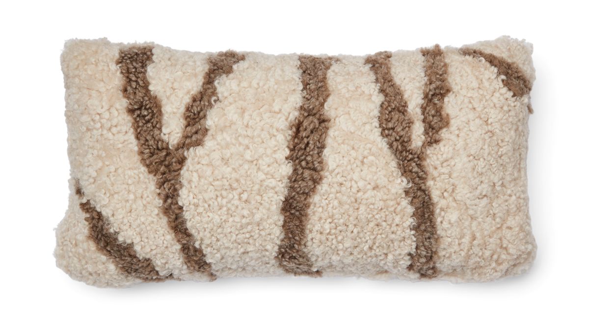 Zebra Lammeskindspude | Korthåret | New Zealand | Dobbeltsidet | 30x60 cm Lysebrun / Beige