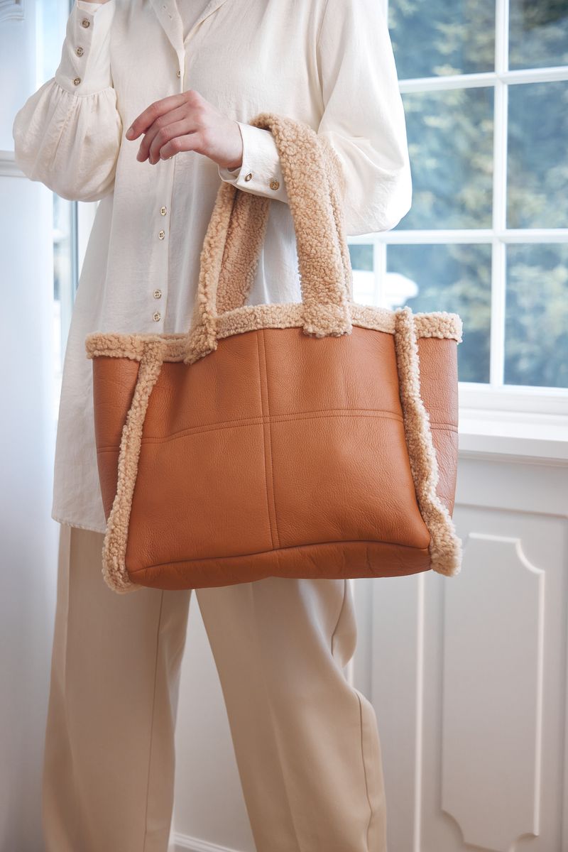 Rosaline Shopper Kamel