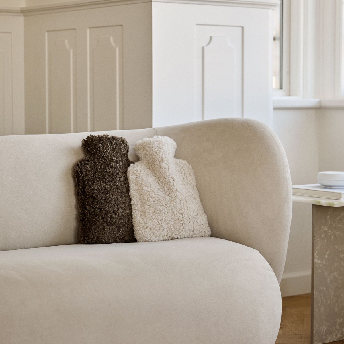 Varmedunk | Korthåret | New Zealand | 37x27 cm Koksgrå