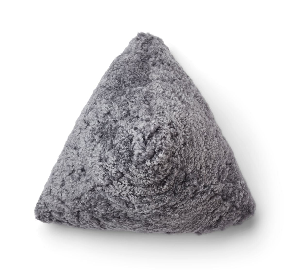 Hematite pude | Korthåret | New Zealand | 35x35x35 cm Lysegrå