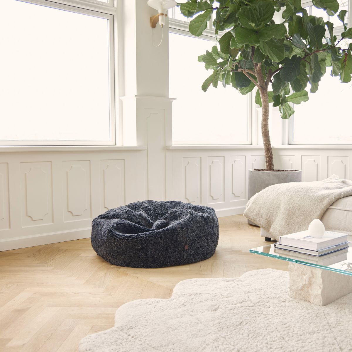Rund sækkestol | Korthåret | New Zealand | 73x74 cm & 92x93 cm Koksgrå