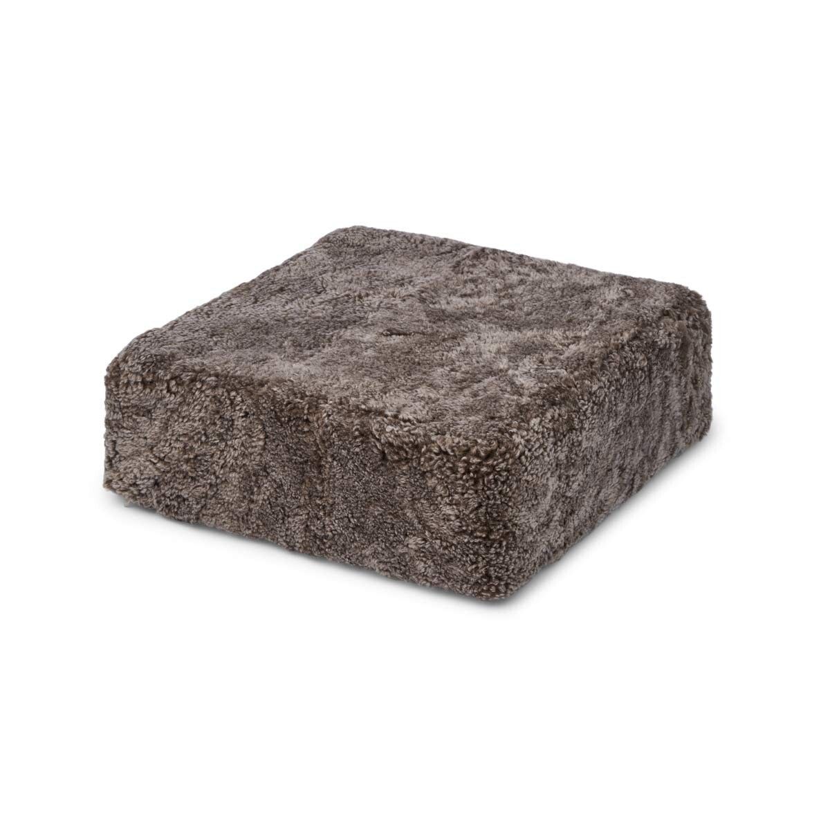 Puf | Korthåret | New Zealand | 40x40x13 cm Taupe