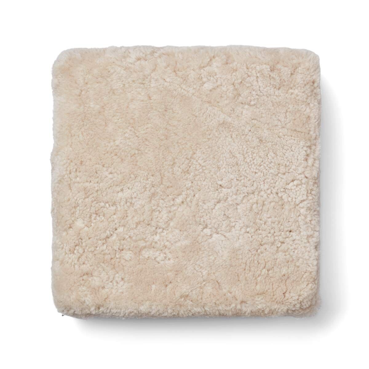 Puf | Korthåret | New Zealand | 40x40x13 cm Pearl