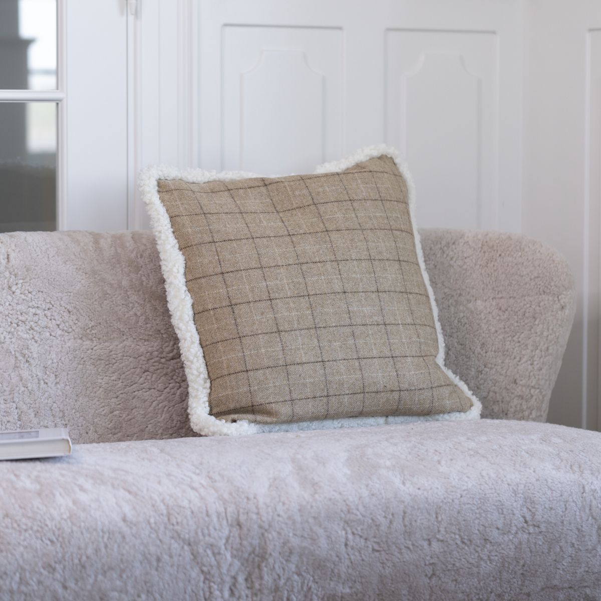 Checked Collection | Uldpude | Korthåret | 52x52 cm Kakao – Mørkebrun / Lysebrun