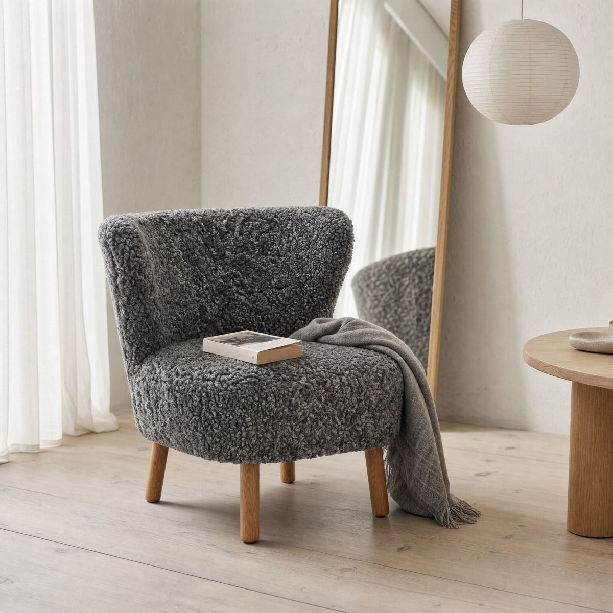 Emil Lounge Chair | Korthåret Antracitgrå