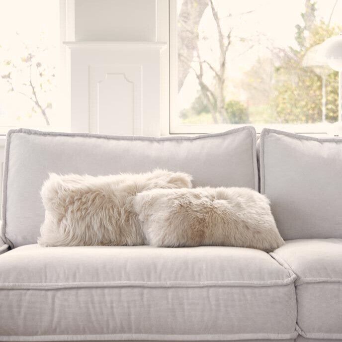 Lammeskindpude | Langhåret | New Zealand | 28x56 cm Sort