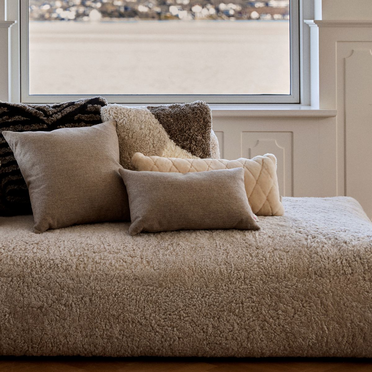 Classic Collection | Uldpude | Dobbeltsidet | 52x52 cm | 34x52 cm Beige