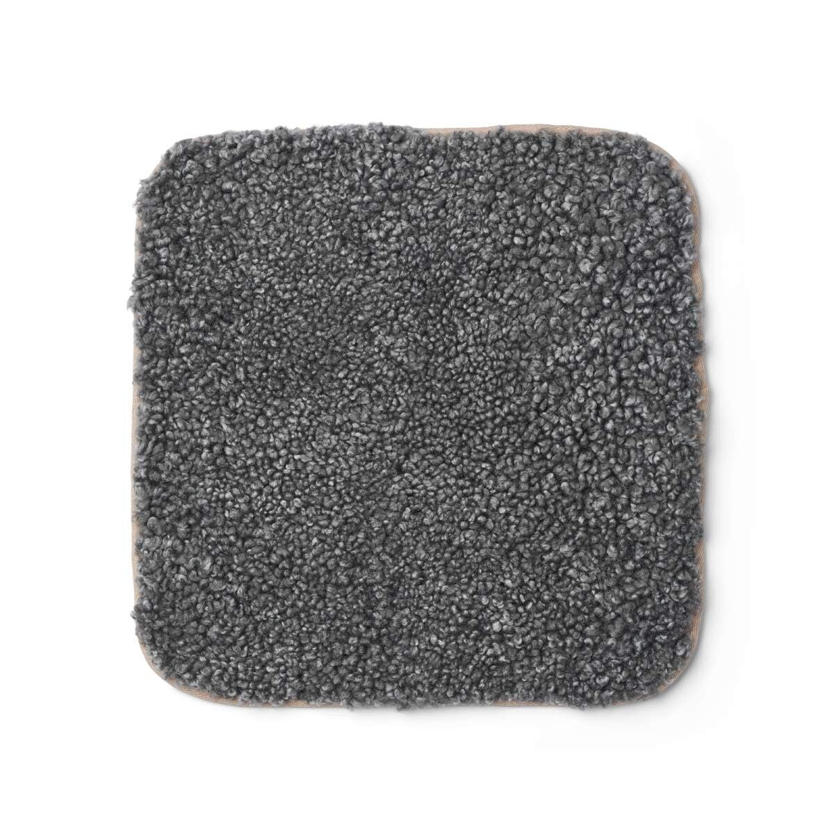 Zero Waste Sædehynde | Korthåret | New Zealand | 35x35 cm Grafitgrå