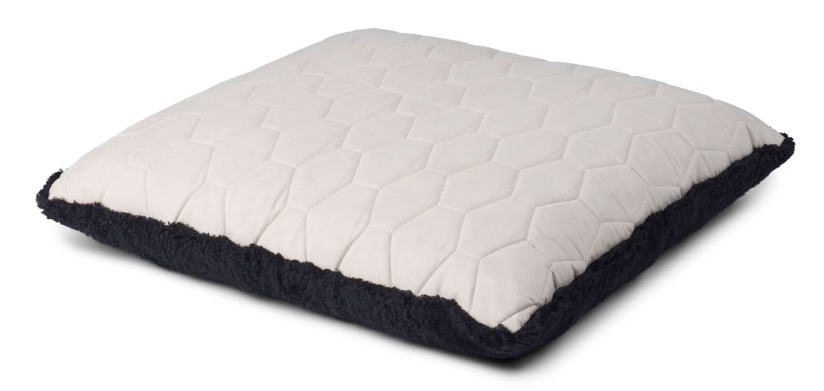 Maxi Float Pude | Korthåret | New Zealand | 90x90 cm Sort