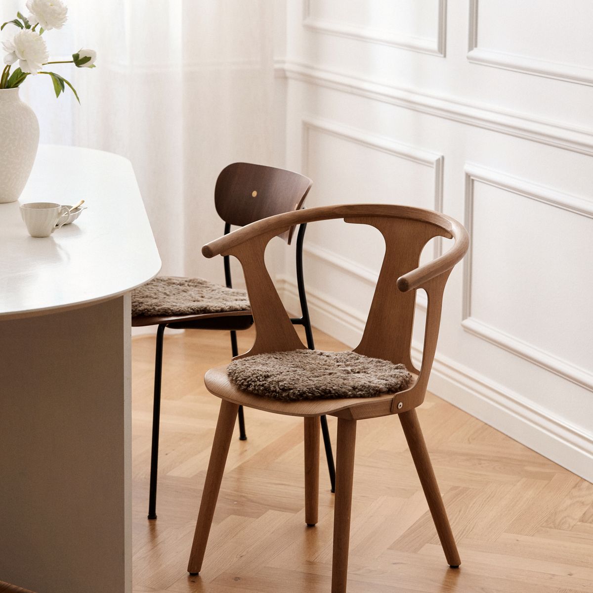 Sædehynde | Korthåret | New Zealand | Ø38 cm Koksgrå