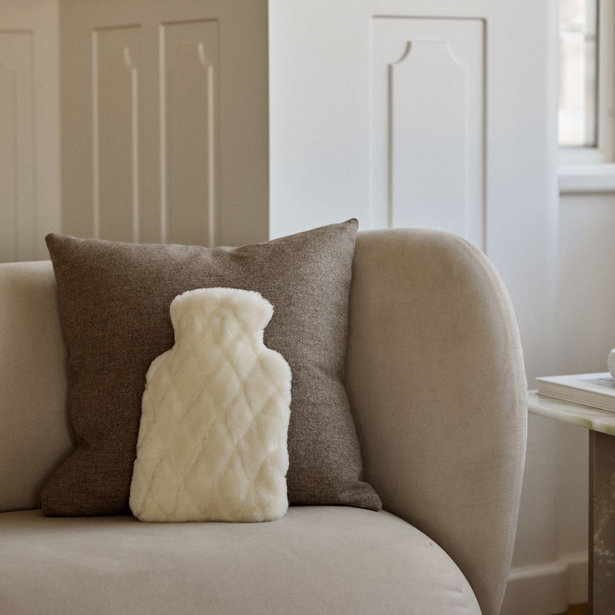 Leaf varmedunk | Moccasin | New Zealand | 32x22 cm Kastanje 