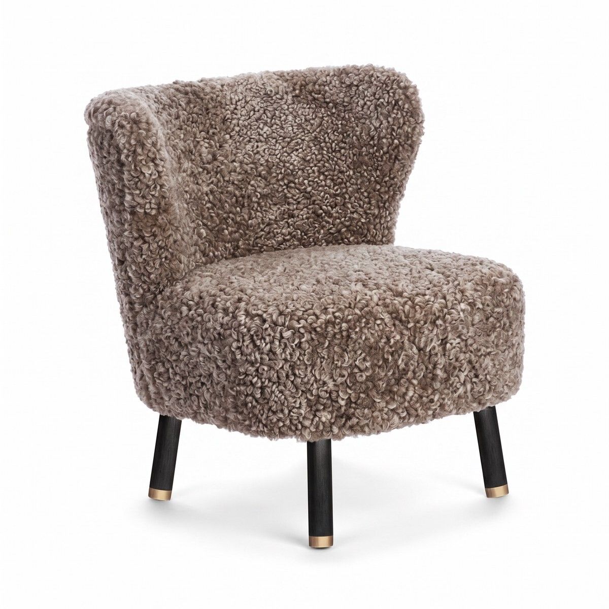Emil Lounge Chair | Korthåret Cappuccino