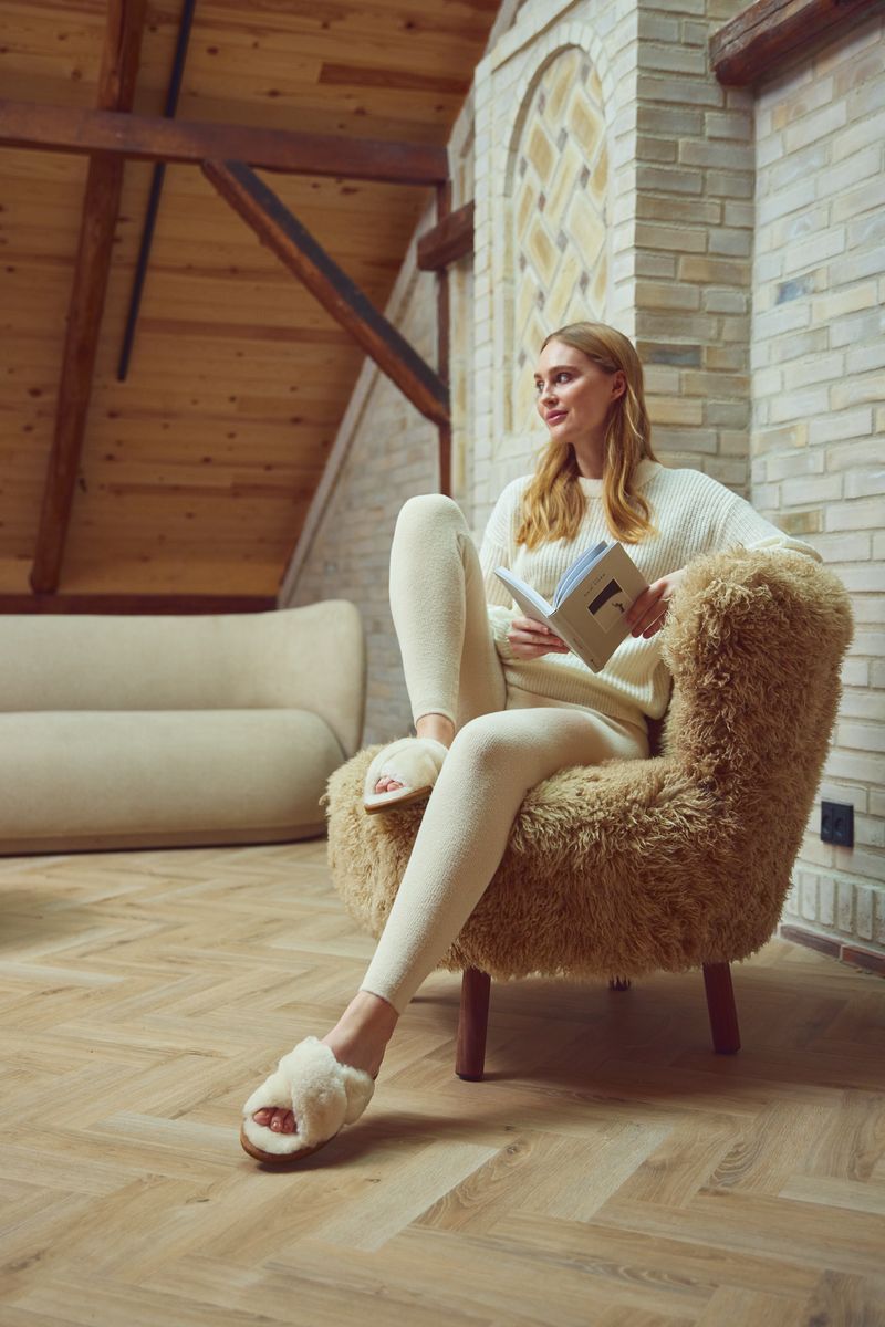 Emil Lounge Chair | Langhåret Honning