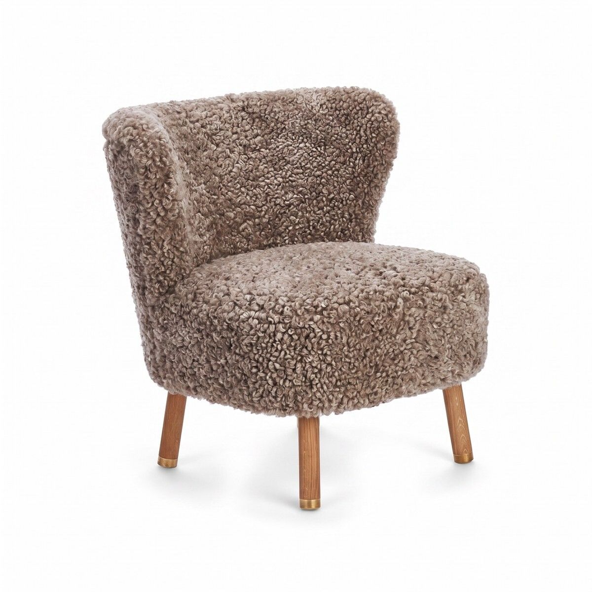 Emil Lounge Chair | Korthåret Cappuccino