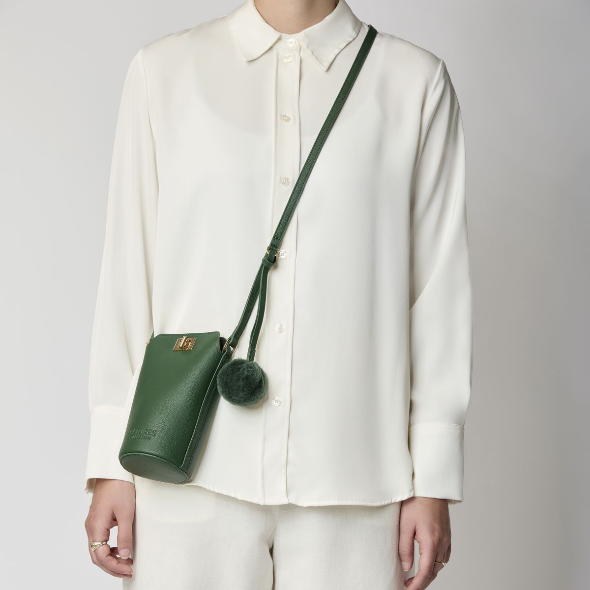 Adina Telefontaske Antik Grøn